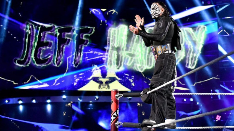 „WWE“ atstovas Jeffas Hardy apie savo gyvenimo apsisukimą ir varžymąsi su Eliasu