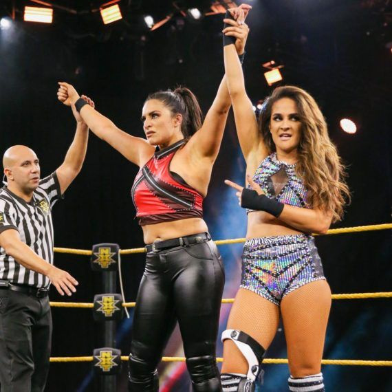 Raquel Gonzalez und Dakota Kai