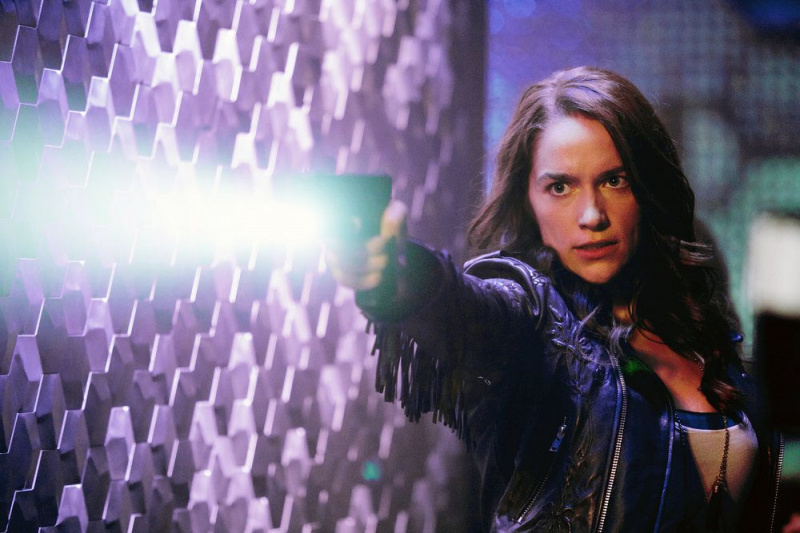 Wynonna Earp Postmortem: EP Talks's Waverly's Place и Doc's Motivation