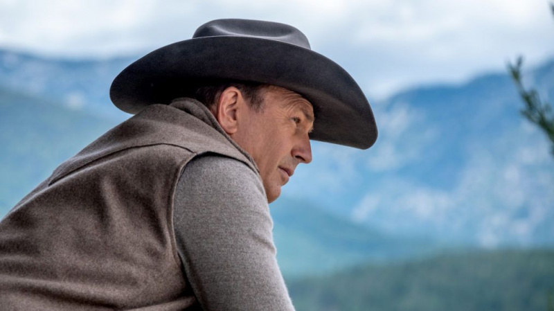 Forbered deg på 'Store avsløringer' og nye tegn i 'Yellowstone' sesong 3 (VIDEO)